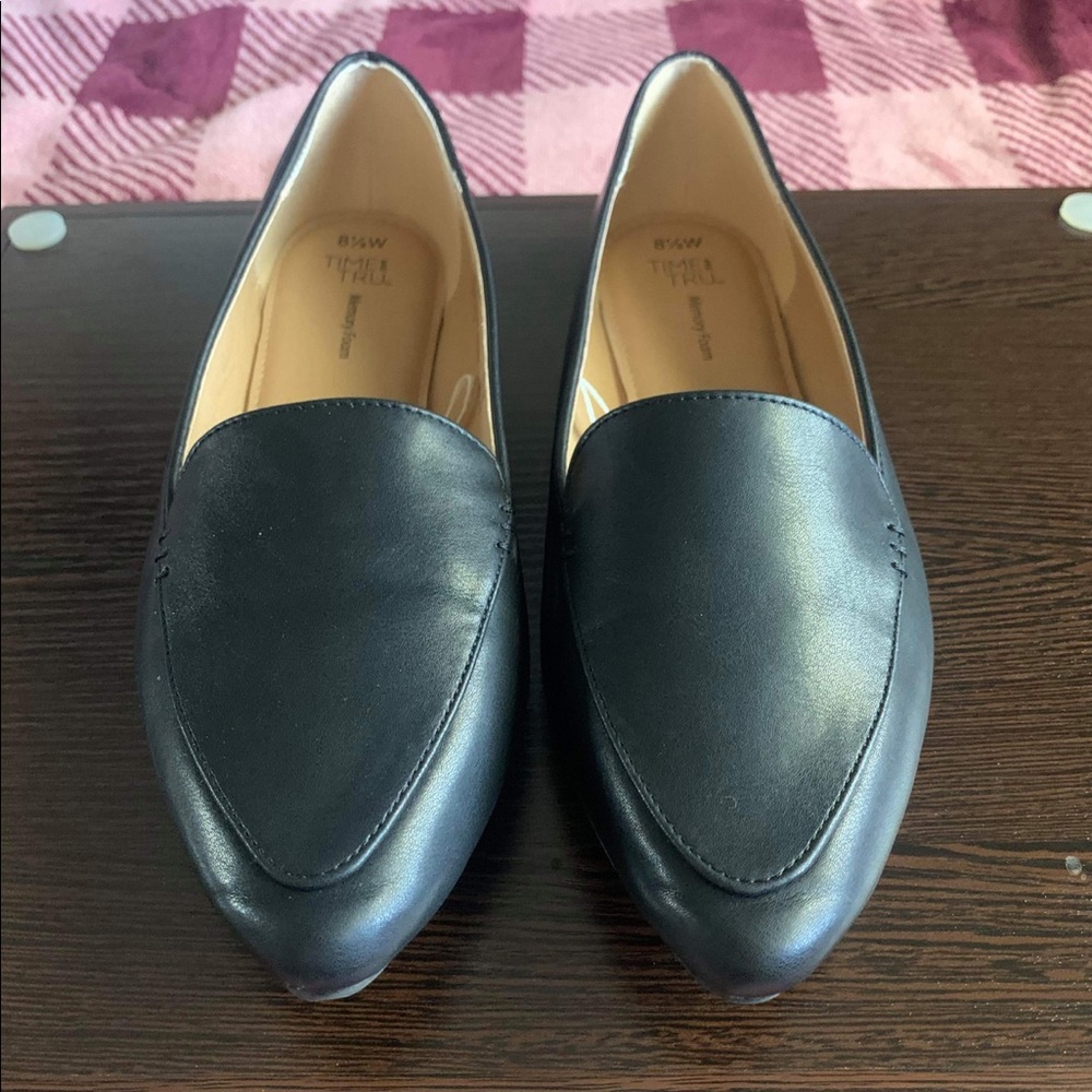 Black Flat Shoes